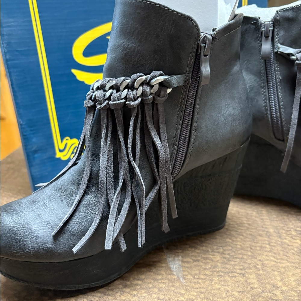 Sbicca Black Fringe Wedge Boots - Picture 3 of 9
